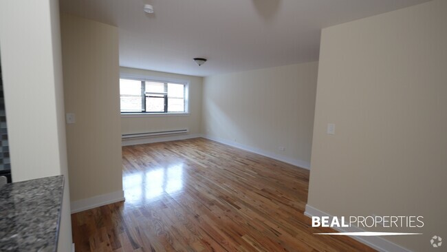 Building Photo - 555 W Arlington Pl Unit 1 bed Rental