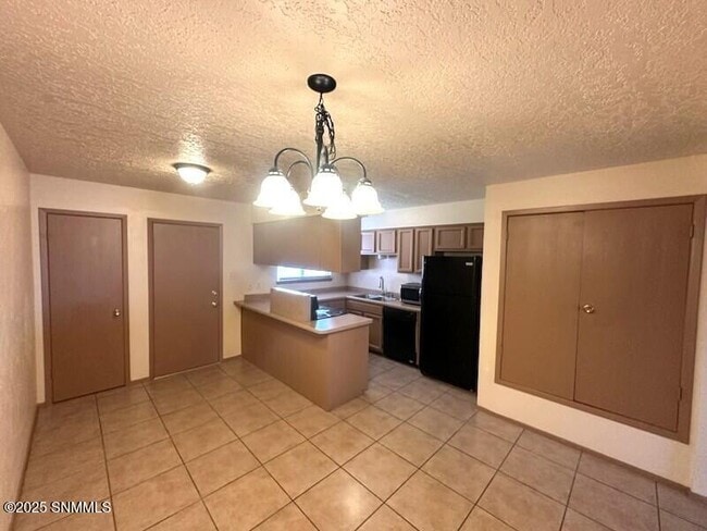Photo - 2344 Saturn Cir