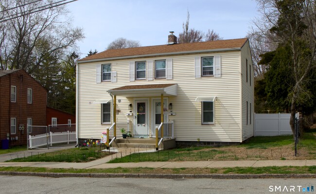 Photo - 57 Ridgeview Cir