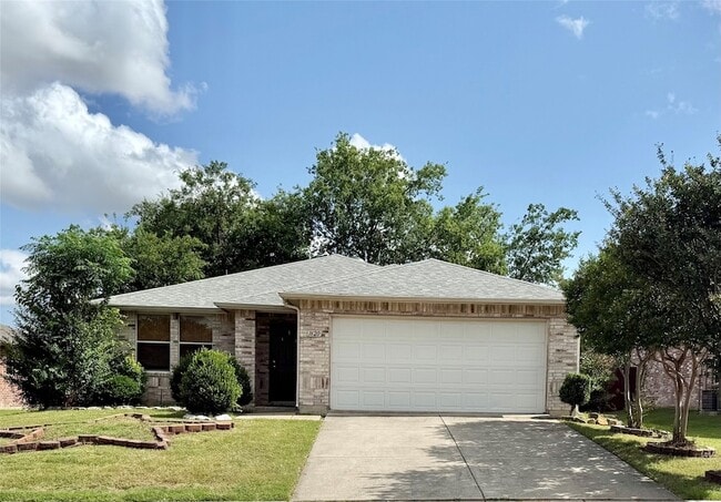 Photo - 1620 Flagstone Ln