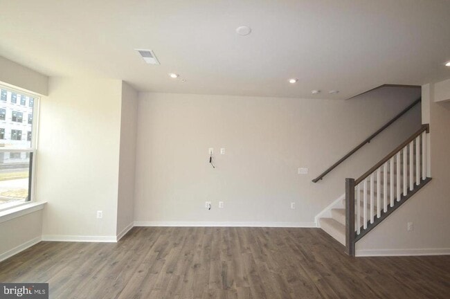 Photo - 13518 Sayward Blvd Unit 99