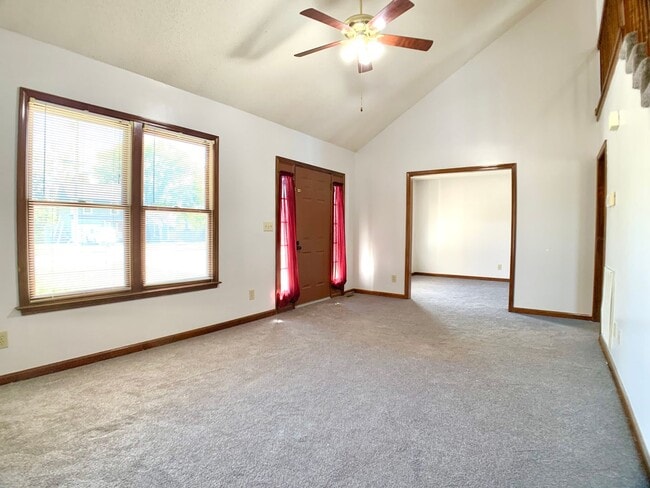 Photo - 501 Eysian Rd