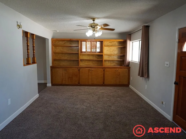 Photo - Cozy 3 Bedroom Home Located in Delano!