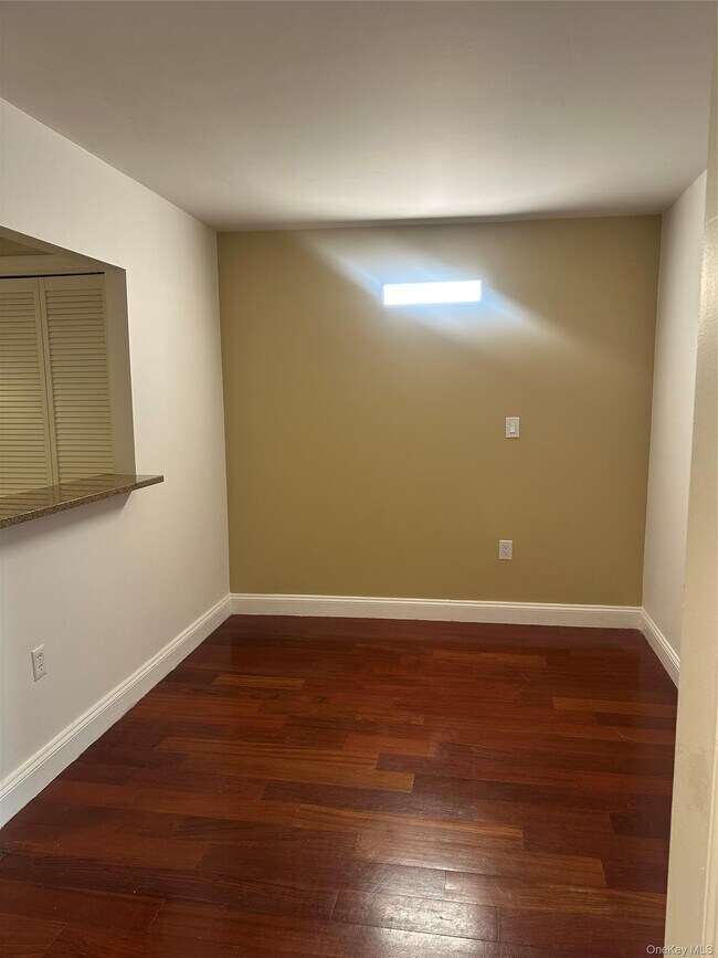 143-41 84th Dr Unit 5E