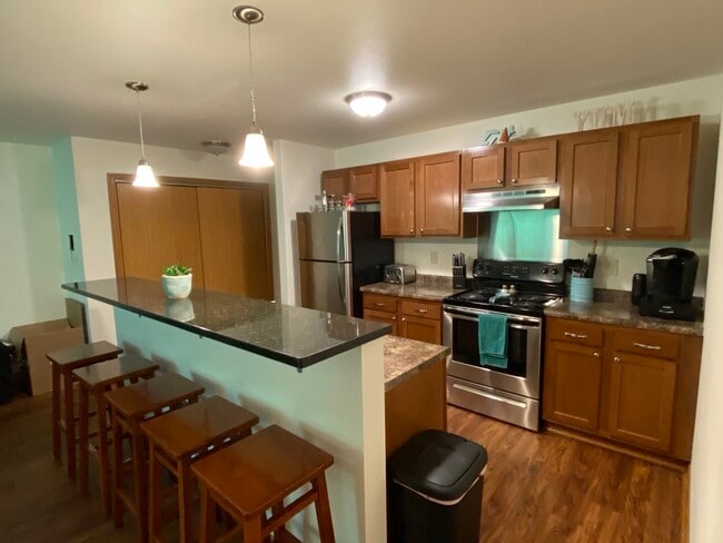 Photo - Mapleview Apartments