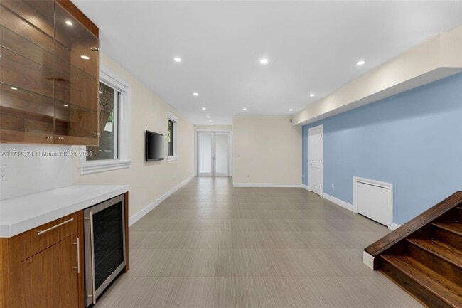 Photo - 2993 Ruth St