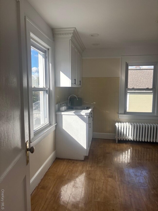 Photo - 15 Miller St Unit 15A Lower