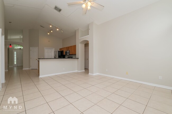 Photo - 32031 Teague Way