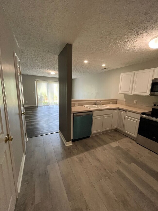 Photo - 5171 Mantua Dr Unidad 5171 Mantua Dr #64-C