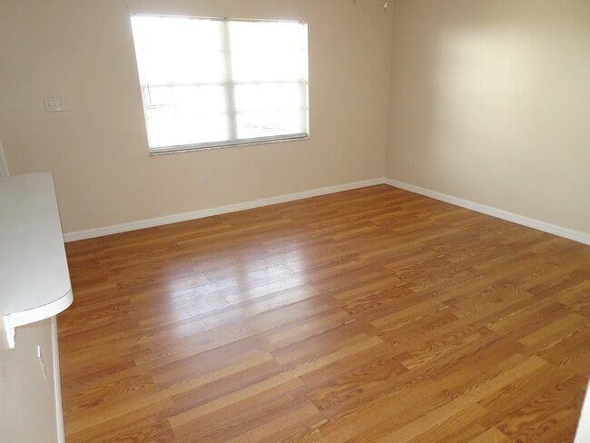Photo - Pine Castle Villas Apartments