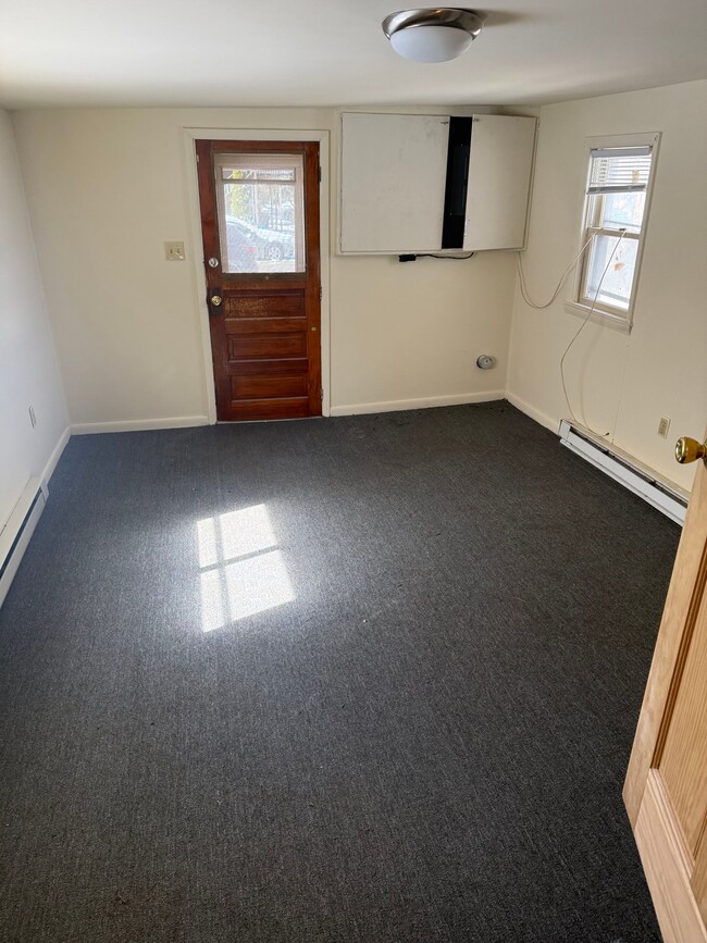 124 S Water St Unit 1