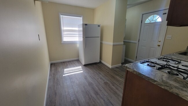 Photo - Cozy Two Bedroom & One Bath Home!