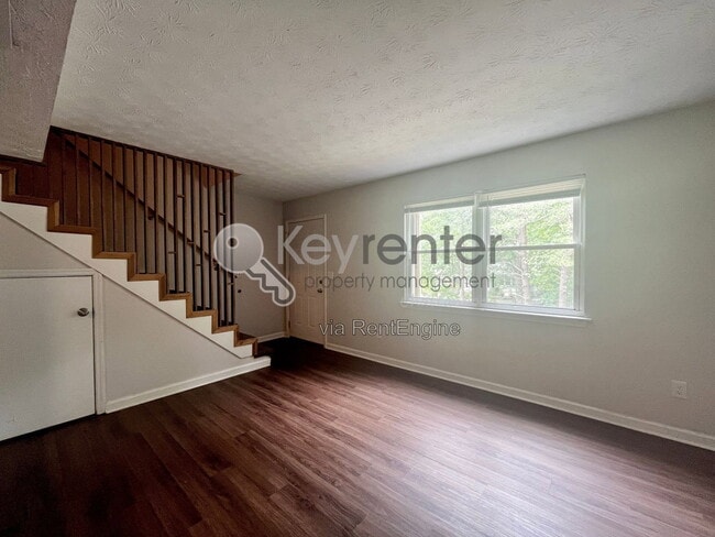 Photo - 1612 Knickerbocker Ave
