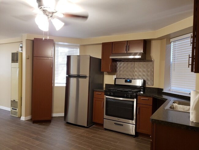 Photo - 1634 N Central Park Ave Unidad G