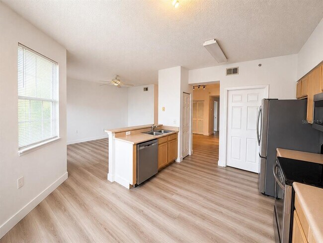 Photo - 10873 Windsor Walk Dr Unit 304
