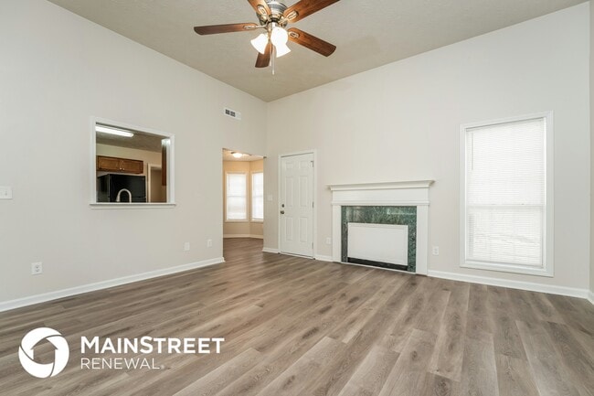 Photo - 220 Alcovy Way