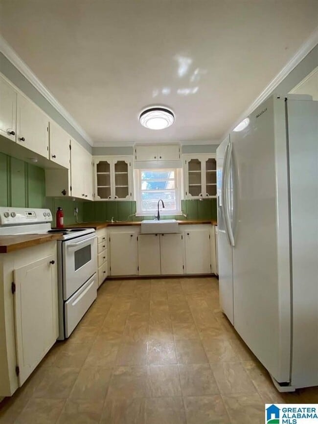 Photo - 510 9th Ave NE