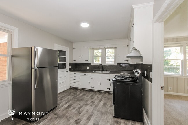 Photo - 3416 Truman St