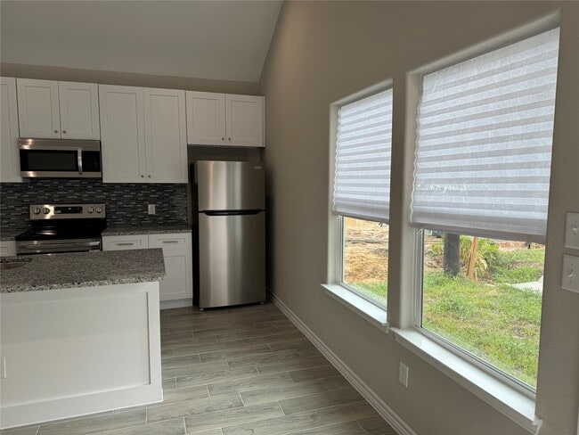 Photo - 16706 E Hammon