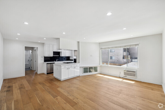 Building Photo - Sherman Oaks Riviera Rental