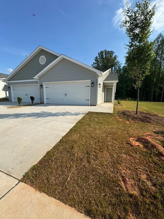 Photo - 136 Brawley Villas Pl