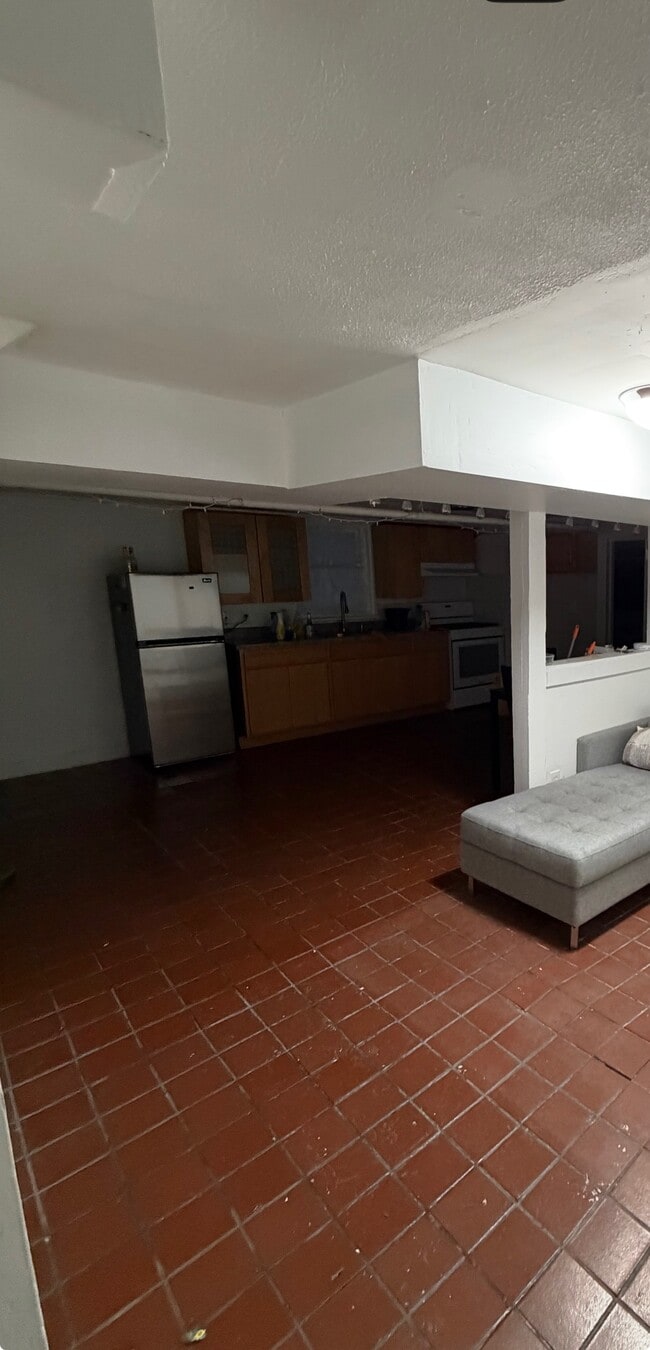 Photo - 5011 N Lawndale Ave Unit 2