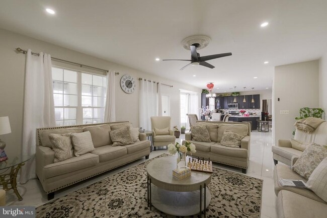 Photo - 601 Crossover Ct