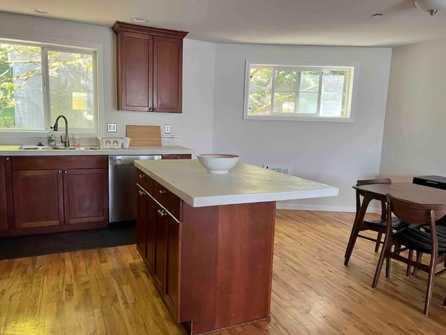 Photo - 1802 Franklin Ave E