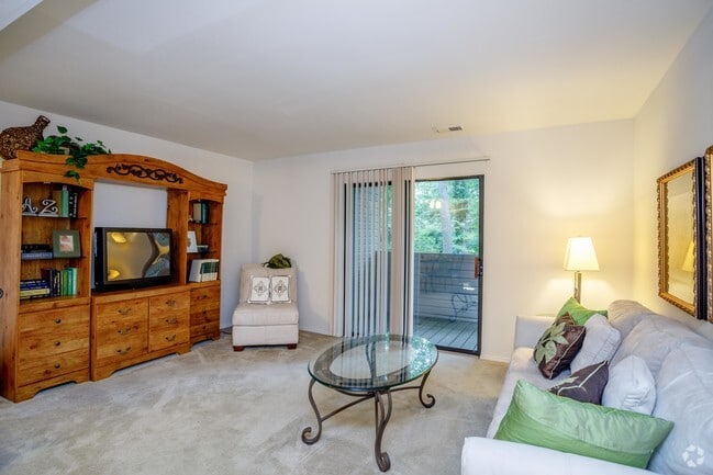 1BR, 1BA - 676 SF Model