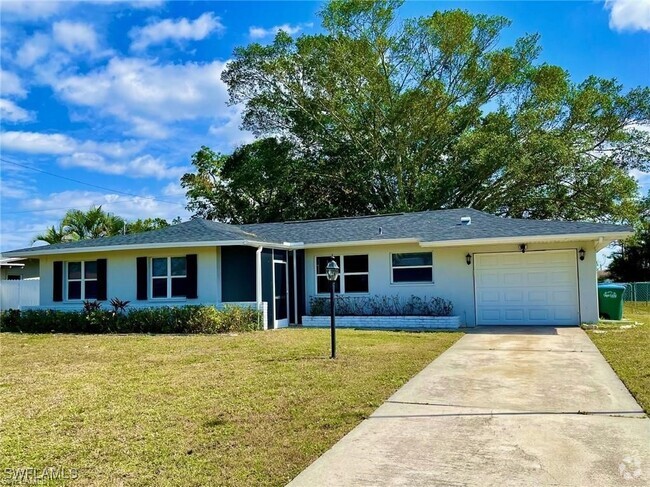 Building Photo - 2709 SE 18th Pl Rental