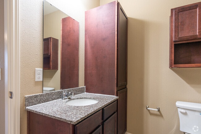 Segundo baño - Providence on Major