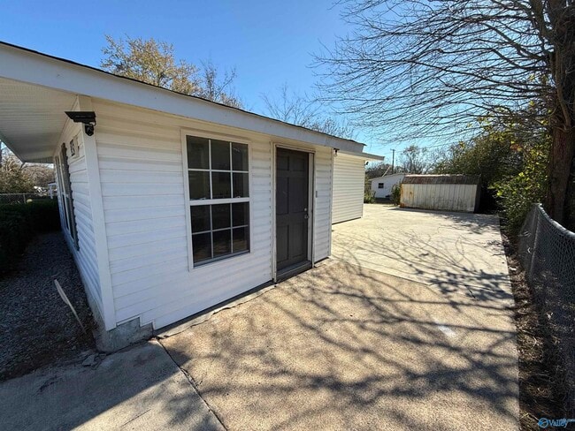 Photo - 2415 NW Vining Ave
