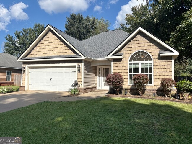 Photo - 304 Madison Pl Pkwy