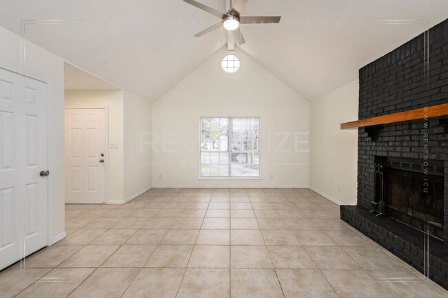 Photo - Sweet Cottage-esque 3-Bed 2-Bath in Daphne!