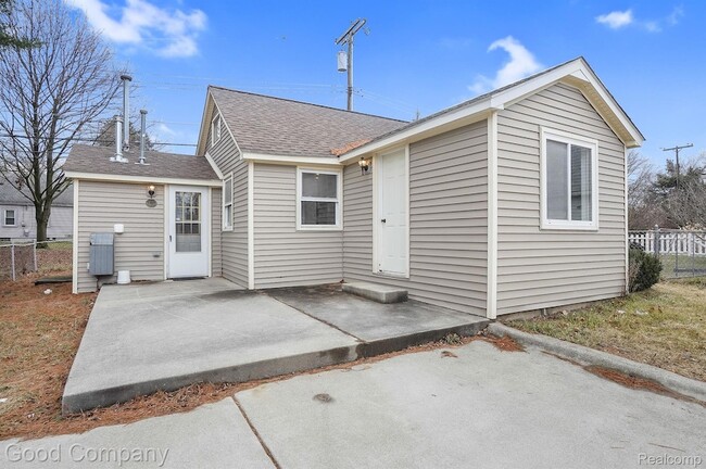 Photo - 47181 Pinecrest Dr