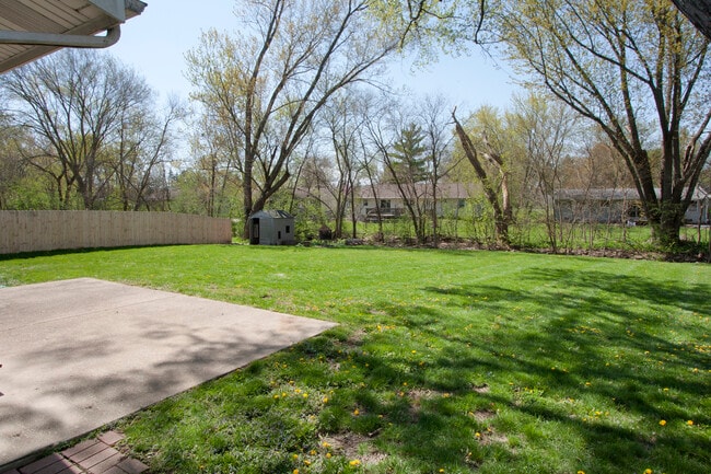 Photo - 6415 Londonderry Dr