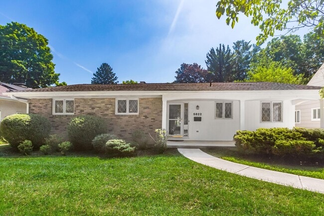 Building Photo - 5822 Falmouth Ct
