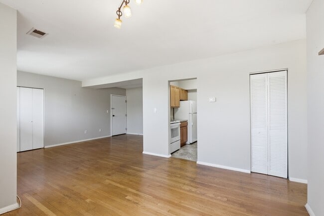 Photo - 521 Epsom Rd