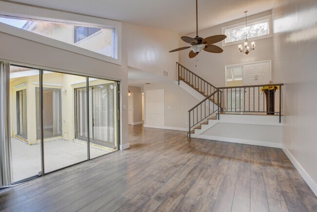 Photo - 6165 Belleza Ln