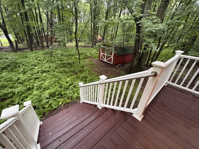 Photo - 6264 Laurel Rd