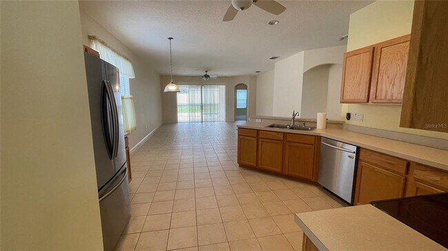 Photo - 15521 Markham Dr