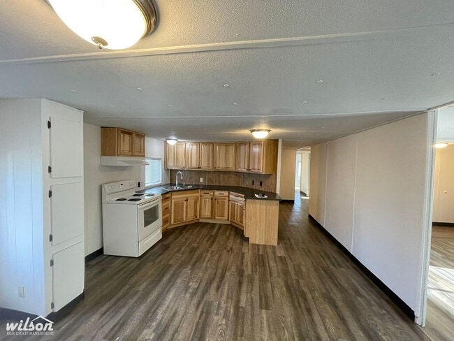 Photo - Spacious 4-Bedroom Home in Mabton, WA – Pet Friendly!