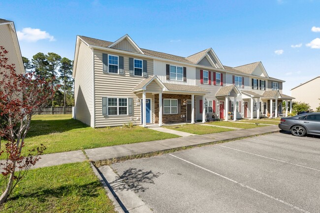 Photo - 525 Oyster Rock Ln