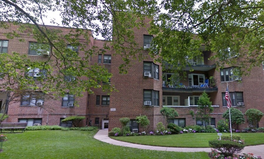 Photo - 5-20 Clent Rd Apartments
