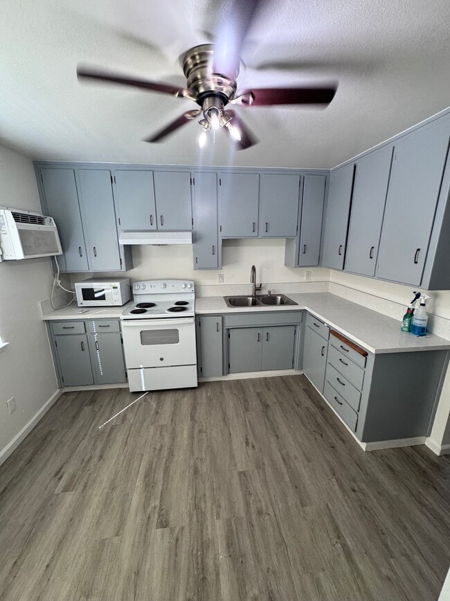 Photo - 814 2nd St Unit 2