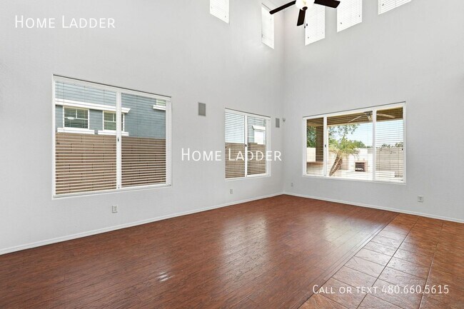 Photo - 3411 E Mesquite St