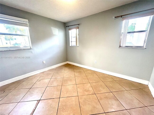 Photo - 8300 Sunrise Lakes Blvd Unit 112