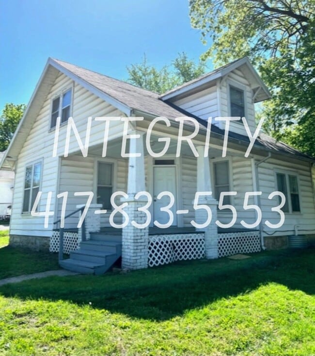 Building Photo - 1130 W. Atlantic; Springfield - Two Story - Three Bedroom, One & Half Bath, Unfinished Basement