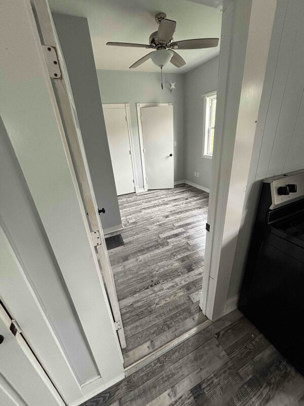 Photo - 615 E Jefferson St