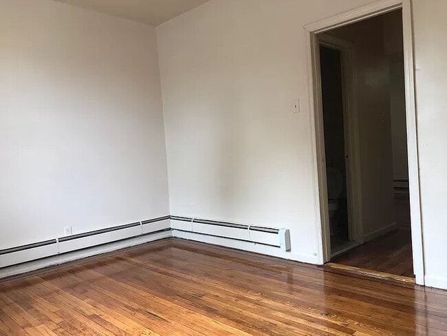 Building Photo - 18 Reed St Unit 12 Rental